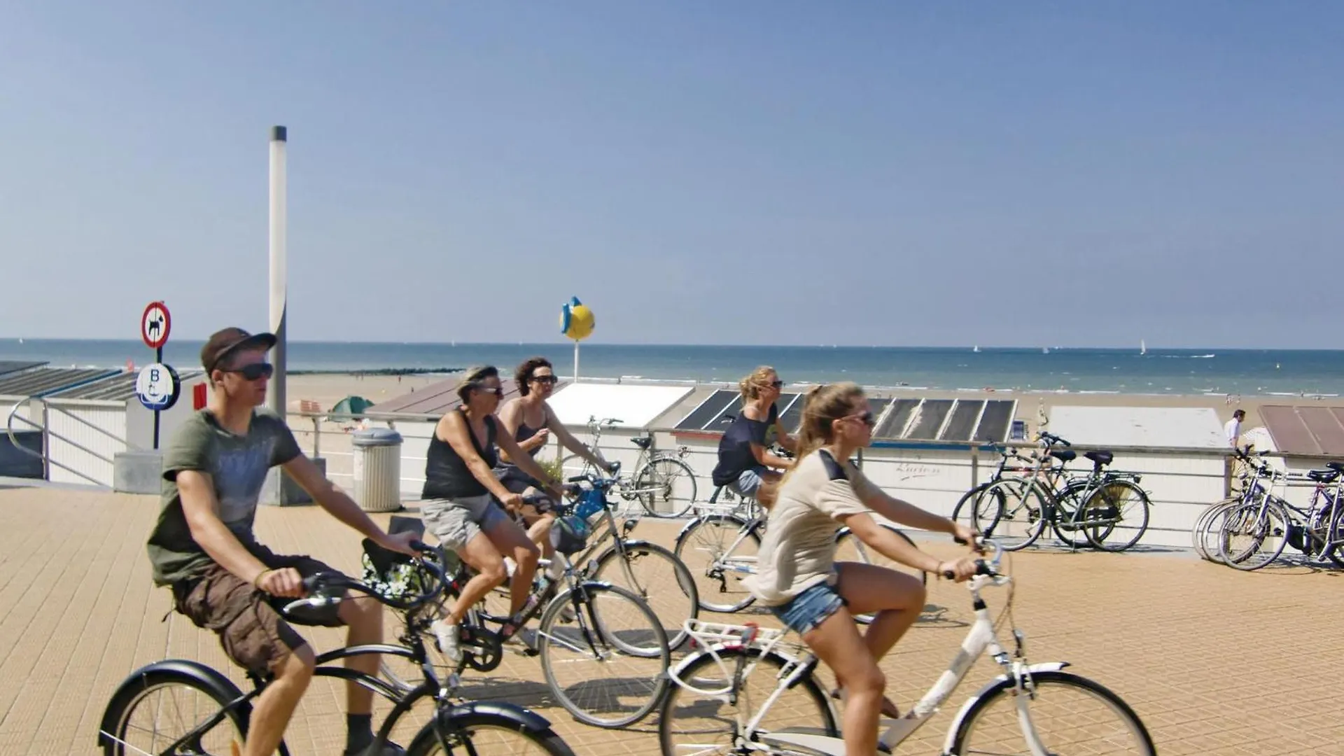 Res, Chateau Les Dunes Ref, 39 Ostend 0*,  Belgium